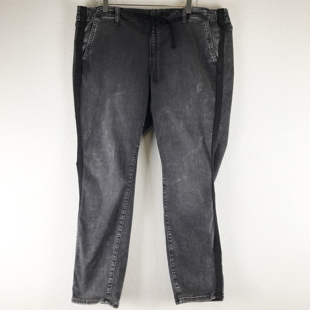 Torrid Pull-On Boyfriend Straight Super Soft Mid-Rise Jean Pockets Plus Size 2X